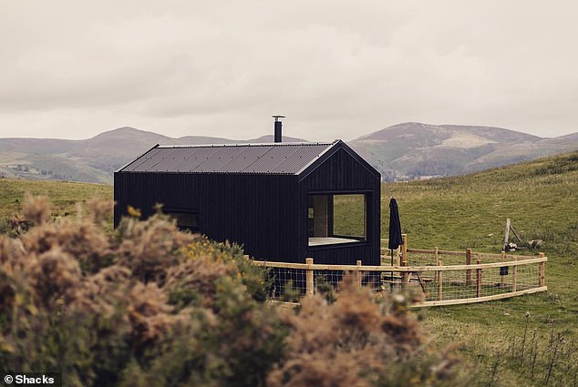 'Goose' is Finch's sister cabin and is also located in Dee Valley.