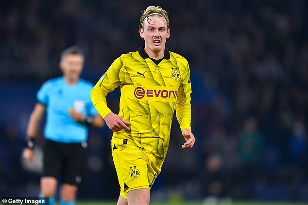 Julian Brandt managed to find space for Dortmund and posed a threat