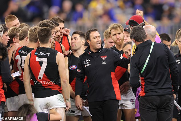 But Bombers coach Brad Scott says Draper has handled the aftermath like a champ.