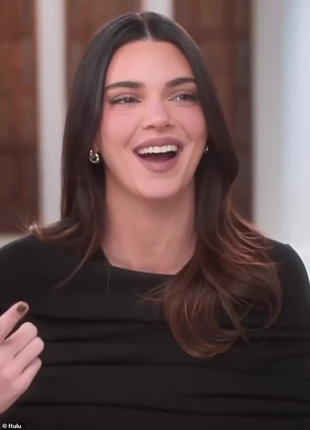 Kendall speaks too. She says that she doesn't like how she always talks about her anxiety when she is on the show. And the model said that she is not boring and that anyone can ask her best friends how fun she is.