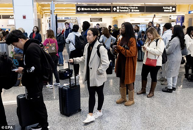 If the Senate's full FAA reauthorization bill or a one-week extension does not pass, travelers would experience significant flight delays and cancellations.