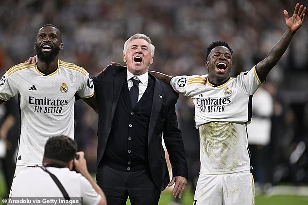 Meanwhile, Madrid coach Carlo Ancelotti (center) responded to Tuchel and De Ligt's comments.