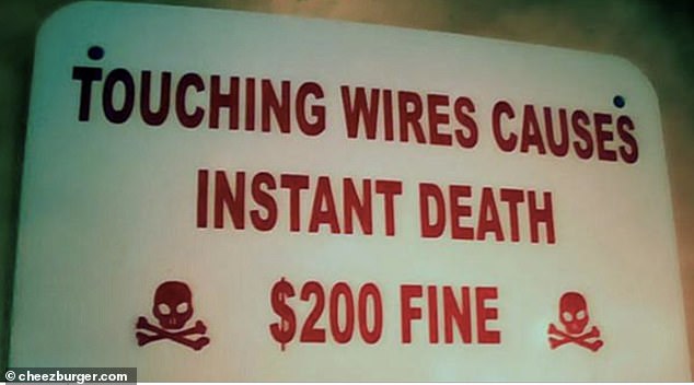 Do I pay the $200 fine before or after I die? This funny American sign went viral for all the right reasons