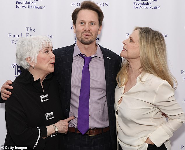 While attending the Evening From The Heart gala, Joyce and Priscilla also approached Tyler for a couple of photos.