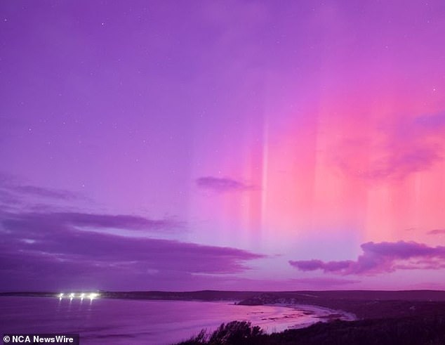 The lights could be seen from across South Australia (photo: Linda N Irwin-Oak)