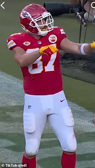 Travis Kelce's touchdown celebration