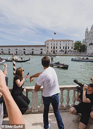 Tom Brady throwing a ball in Venice