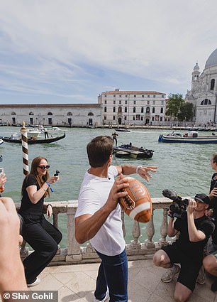 Tom Brady throwing a ball in Venice