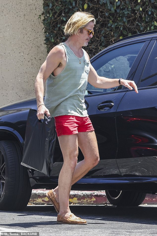 The Star Trek star, 43, who sported a bathrobe to promote his directorial debut Poolman, showed off his muscular physique in skimpy shorts and a green tank top as he stopped at a newsstand in the posh city of Los Happy.