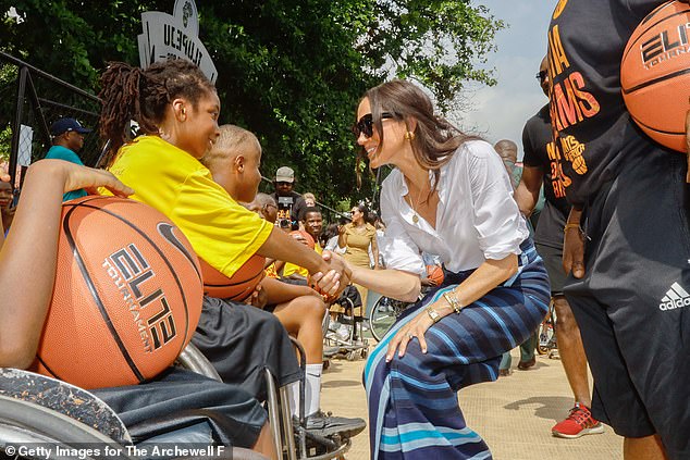 Meghan received a lot of praise from the crowd during her visit to Nigeria.