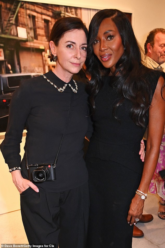 Naomi also posed with the night's other star Mary, 54.