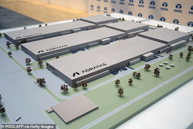 A model of JLR owner Tata's proposed new electric battery factory has been confirmed in Somerset. It will cost £4bn and be operational in 2026, the company says.