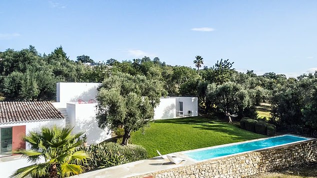 1715708267 34 20 of the best villas in Portugal from 27 per