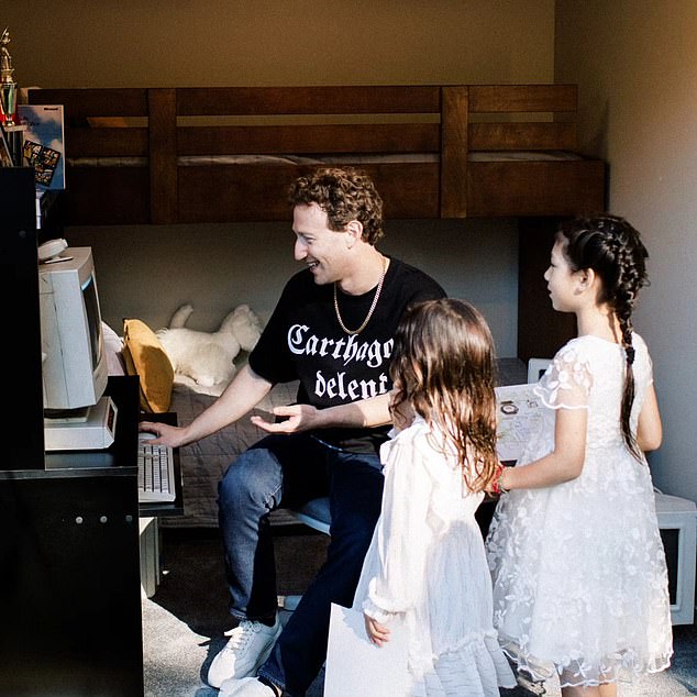 Another image shows the father of three with his daughters Máxima, August 8 and 6, as he shows them the recreation of his childhood room, where he learned to code.