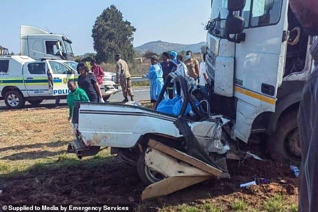 The horrible images of what happened show the Toyota car completely crushed by the truck.