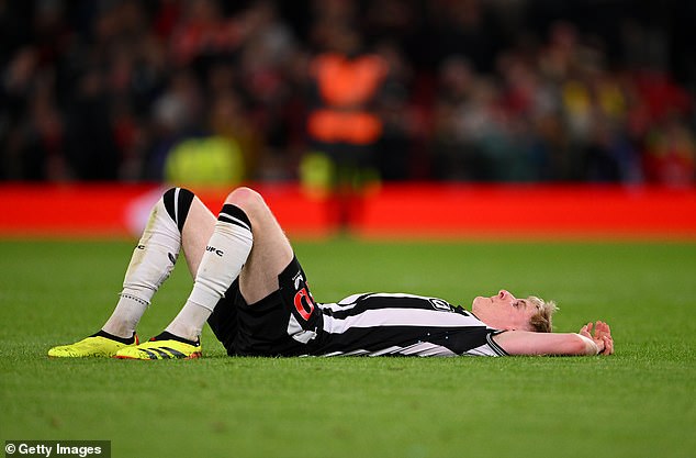 Gordon couldn't believe he didn't receive a penalty that could have given Newcastle the chance to go 1-0 up.