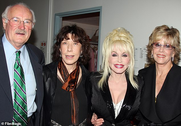 Dabney pictured with Lily, Dolly and Jane in 2008 for a 9 to 5 mini reunion