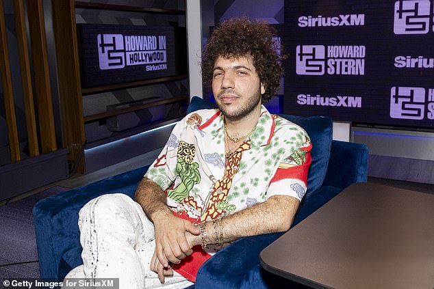 The image came just one day after Blanco appeared on The Howard Stern Show and opened up about his relationship with Gómez.