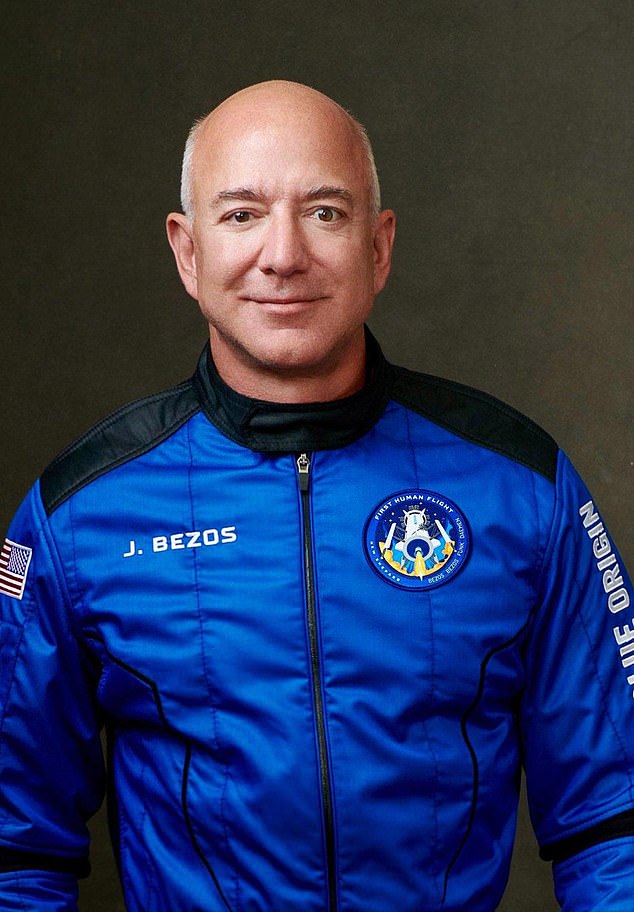 In the photo: Jeff Bezos, owner of Blue Origin and CEO of Amazon.