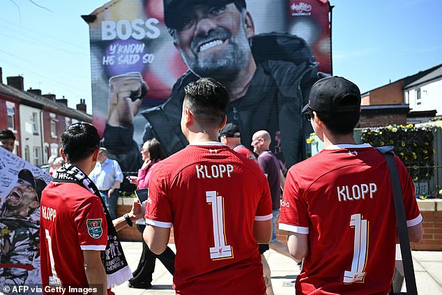 Several fans were seen wearing T-shirts with Klopp's name before the match.