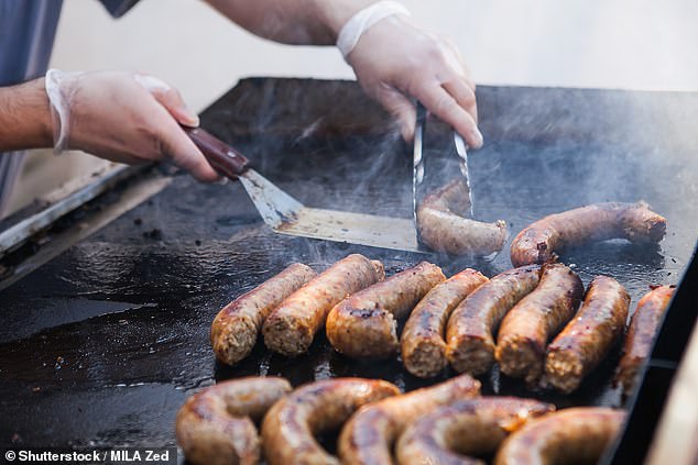 The animal rights activist does not believe that sausages are suitable to be served in the morning and is concerned that beef sausages and bacon are so harmful to health that they are classified as 