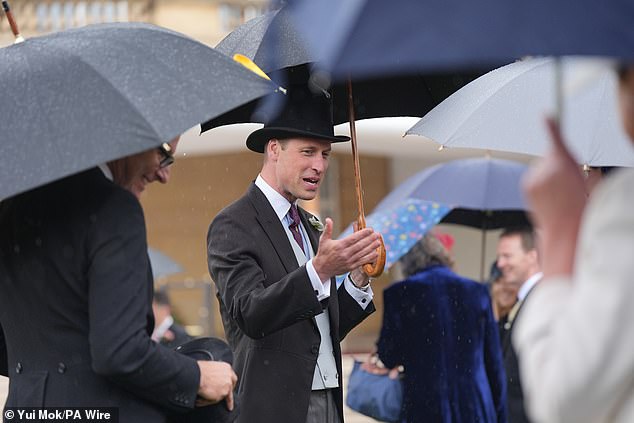 1716306684 841 Prince William joins Princess Beatrice for his first garden party