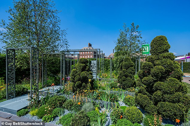 The Boodles Garden, which is a celebration of the 200th anniversary of the National Gallery and winner of the Best Construction Award (Sanctuary Garden)