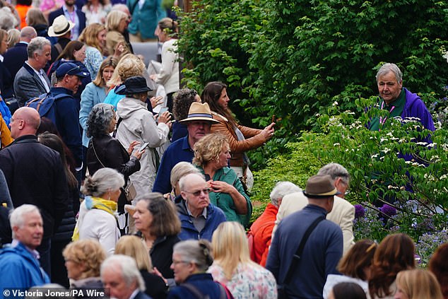 Crowds soon flocked to the garden after the prestigious award was announced.