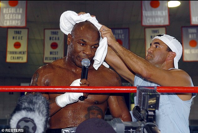 The great Australian boxer is amazed by Tyson's transformation in later life