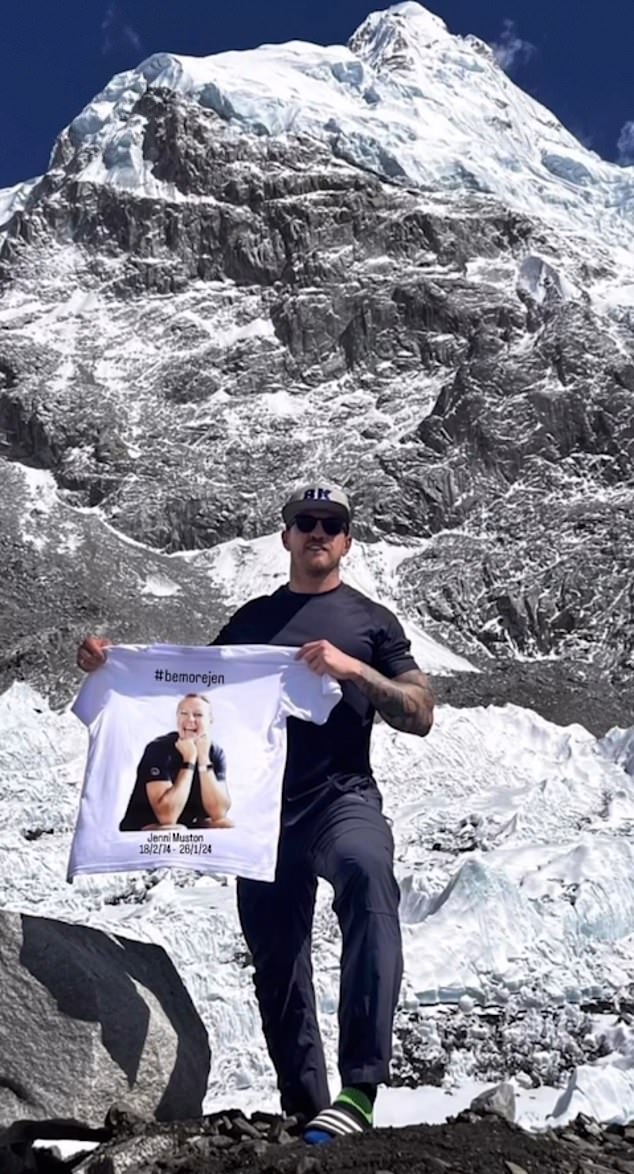 The fitness enthusiast had dedicated his climb to a deceased friend from Wakefield Crossfield Club and recently announced the group had raised £10,000 for her family.