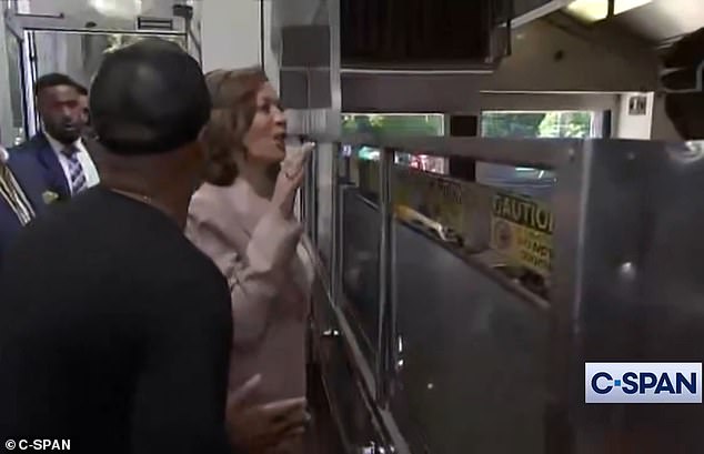 Kamala Harris orders cheesesteaks after political event in Philadelphia