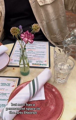 Diners at De La Nonna, a restaurant that does not take reservations, are greeted by a host who takes them to their table and then returns to the front of the restaurant where orders are taken at a counter.