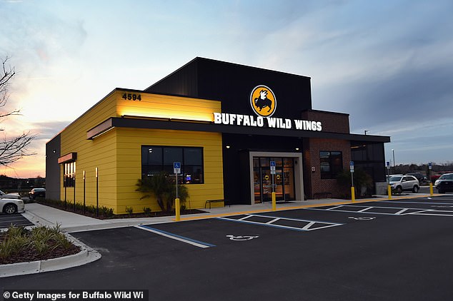 Buffalo Wild Wings Announced All-You-Can-Eat Wing Deal, While Mocking Red Lobster