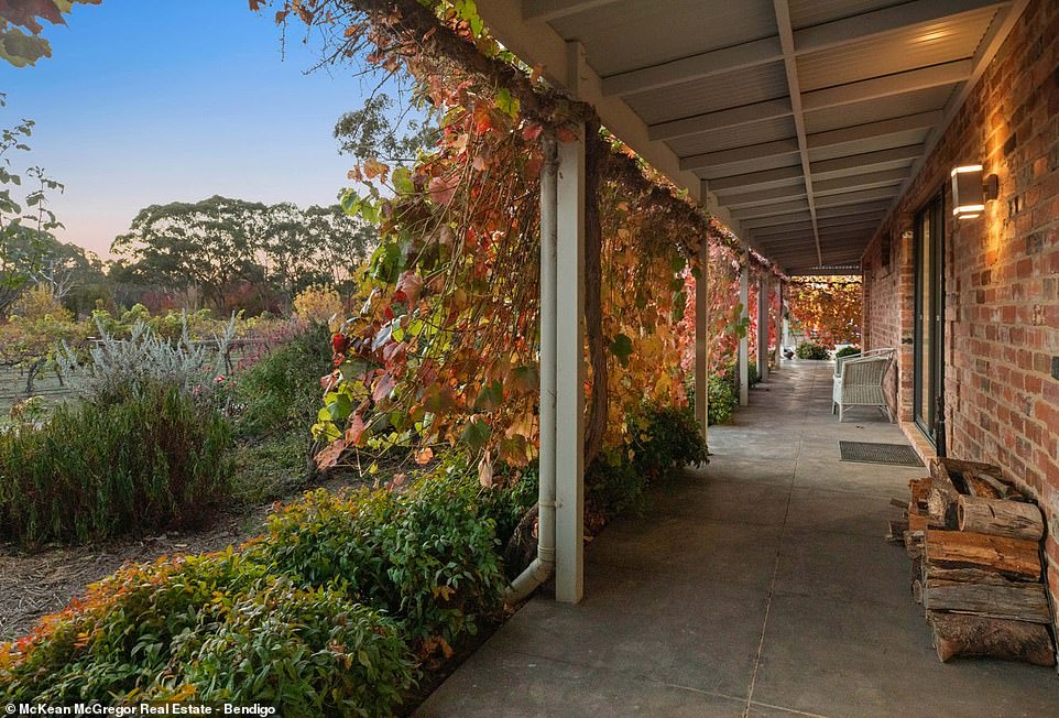 The charming property is now for sale with an asking price of $1.85 million. Listing agent Amy Arthur of McKean McGregor Real Estate – Bendigo told FEMAIL the sprawling home has attracted a lot of local interest.