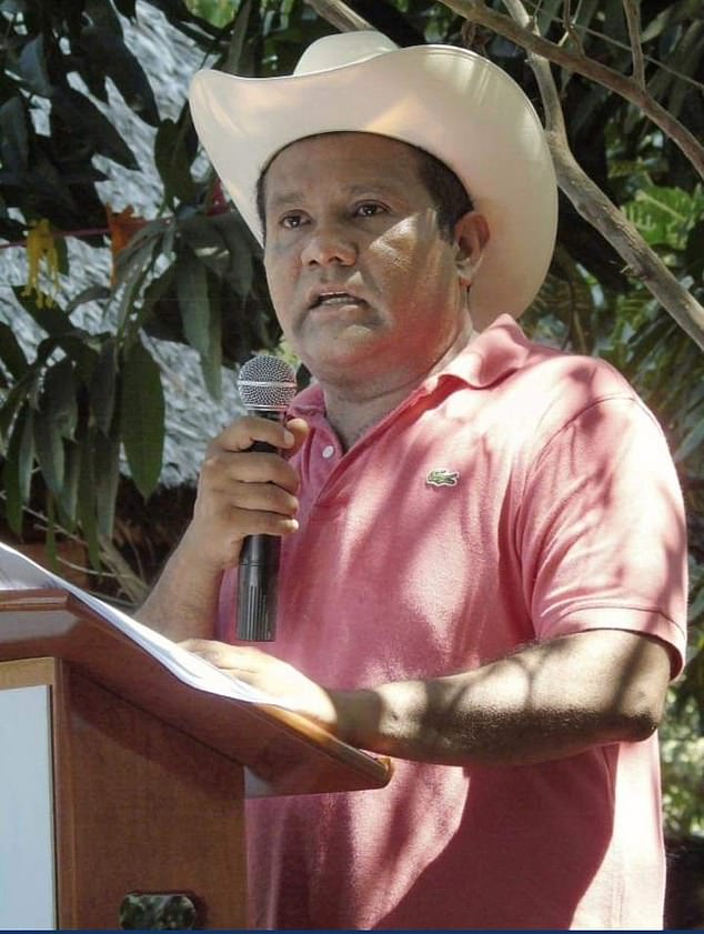 Authorities found the decapitated head of Aníbal Zúñiga, candidate for councilor of the Guerrero city of Coyuca de Benítez, on May 16 in Acapulco.