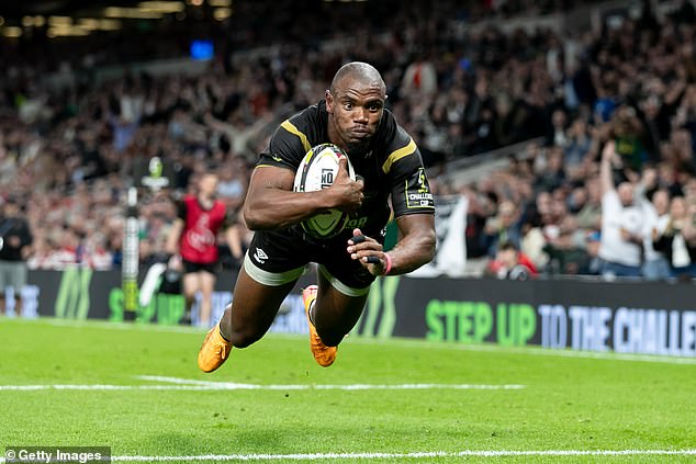 Sharks Makazole Mapimp flies in for a try in the second half during 36-22 win over Gloucester