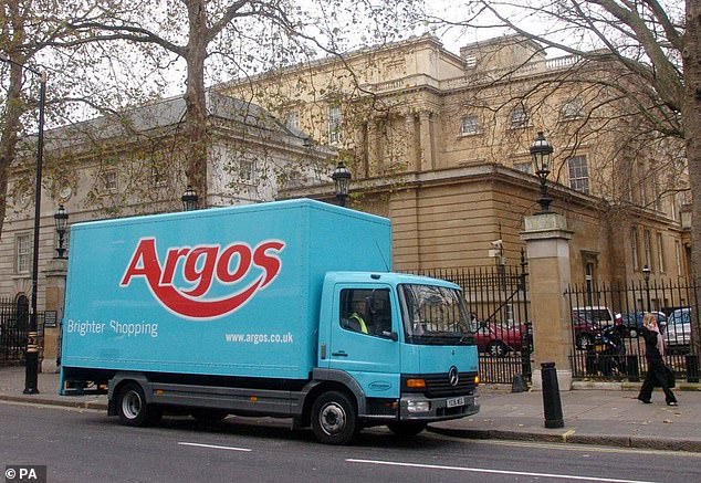 An Argos delivery van outside Buckingham Palace, December 2004