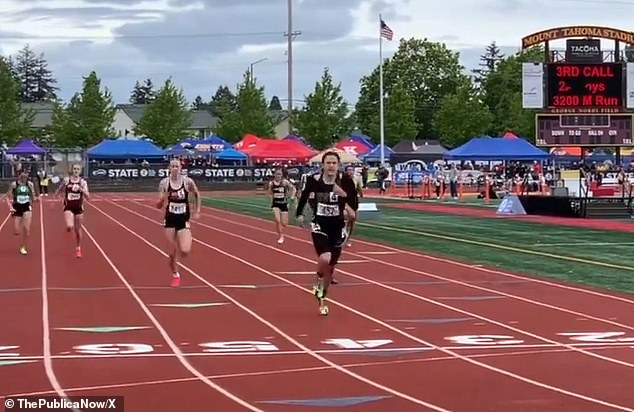 Garcia could be seen pulling ahead of her female rivals and seemed to take things in her stride as she crossed the finish line.