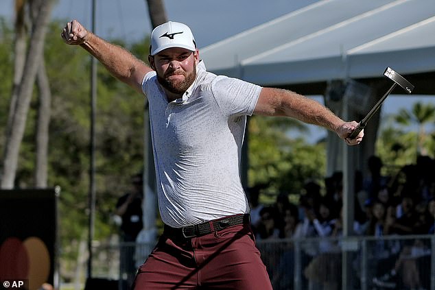 On Saturday afternoon, the PGA Tour announced the death of Murray, 30.