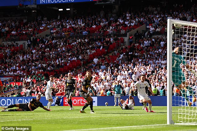 1716740350 988 Southampton promoted to the Premier League after beating Leeds at