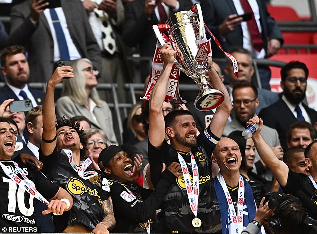 Southampton promoted to the Premier League after beating Leeds 1-0 at Wembley