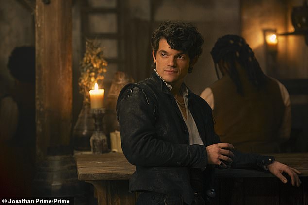 The handsome Guilford Dudley (Sex Education's Edward Bluemel) is Lady Jane Grey's love interest.