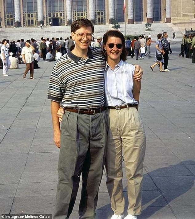 Bill and Melinda met in 1987, the same year he became the world's youngest billionaire, at the age of 31. They appear in the photo from 1995.