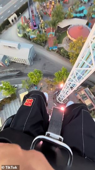 Pictured: Teens ride the Supreme Scream at Knott's Berry Farm