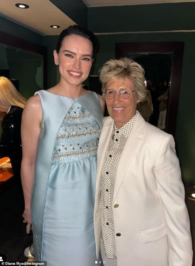 Daisy and Diana photographed together at the premiere