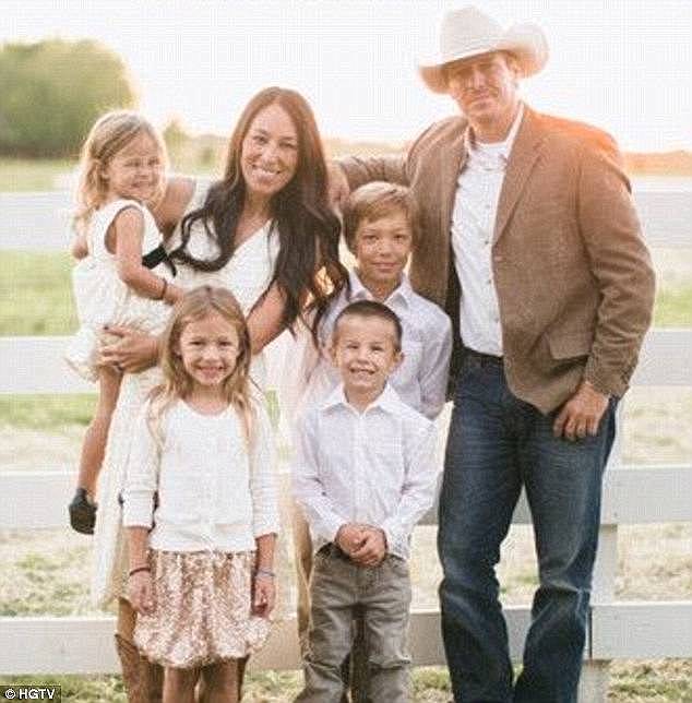 The Fixer Upper stars, who married in 2003, recently revealed that they denied their five children access to any social media.