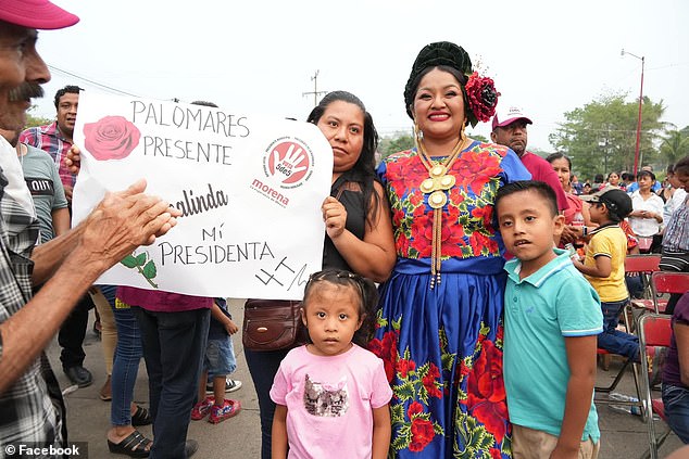 Rosalinda López, who is running for mayor of the southern Mexican city of Matías Romero, lamented the shooting of a gang member at her final campaign event on Wednesday.