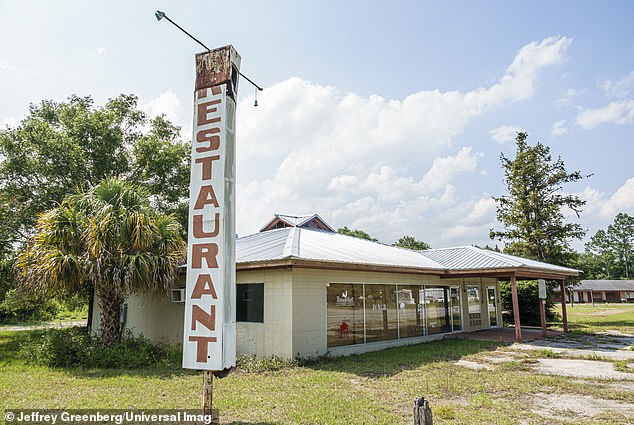 A restaurant in McKinnon, Georgia, that was abandoned due to lack of customers.