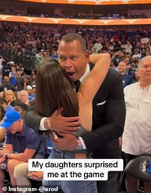 Alex Rodríguez is surprised by his daughter Natasha