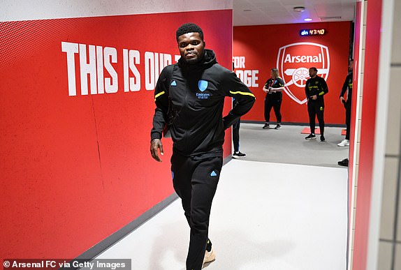 LONDON, ENGLAND - MAY 4: Thomas Partey of Arsenal arrives at the stadium before the Premier League match between Arsenal FC and AFC Bournemouth at Emirates Stadium on May 4, 2024 in London, England.  (Photo by Stuart MacFarlane/Arsenal FC via Getty Images)